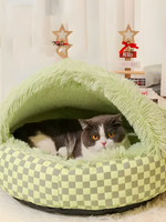 Cozy Cat Bed For Winter - Petal